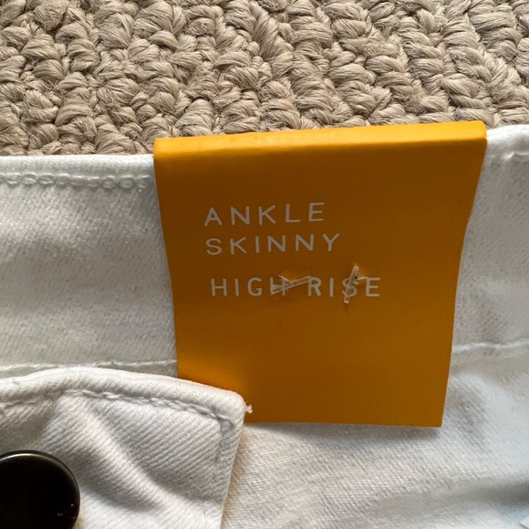 Jeans - Picture 4 of 4